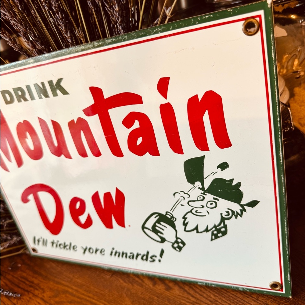 Mountain Dew Vintage Metal with porcelain coating Sign - Picture 3 of 4